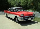 1958 ford fairlane 500 red white 001