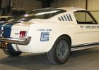 1965 Mustang fastback GT350 wimbledon white blue 002