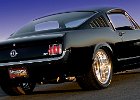 1965 Mustang fastback raven black 003