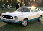 1978 mustang hatchback white blue 001