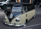 Volkswagen-bus-black-tan